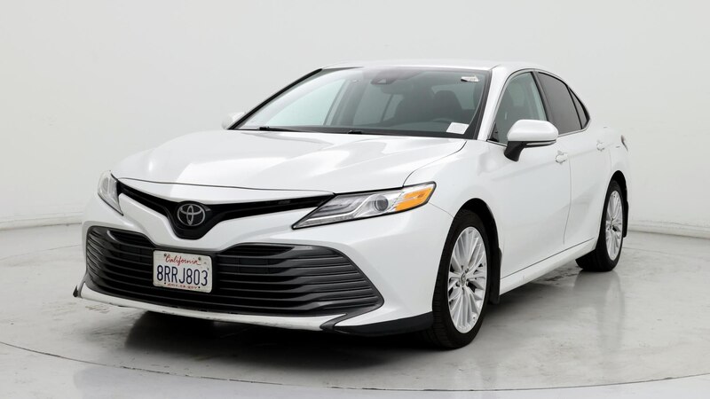 2020 Toyota Camry XLE 4