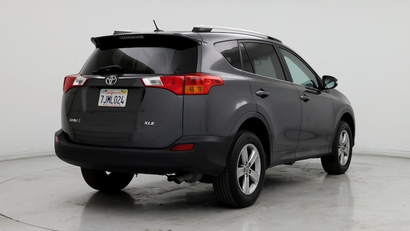 2015 Toyota RAV4 XLE 8