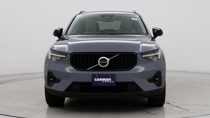 2023 Volvo XC40 B4 Ultimate 5