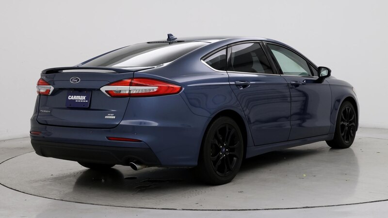 2019 Ford Fusion SE 8