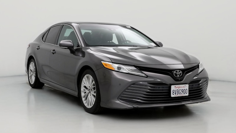 2018 Toyota Camry XLE Hero Image