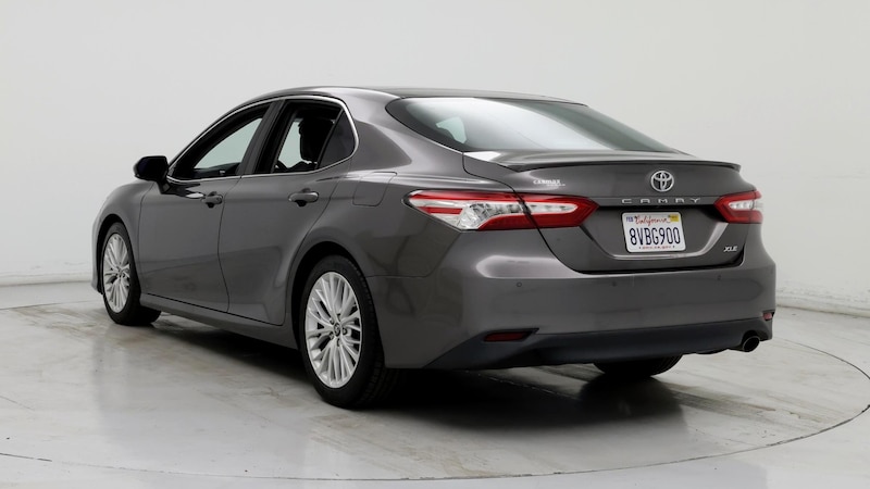 2018 Toyota Camry XLE 2