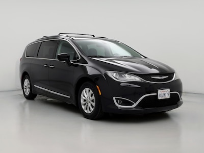 2018 Chrysler Pacifica Touring L -
                Los Angeles, CA