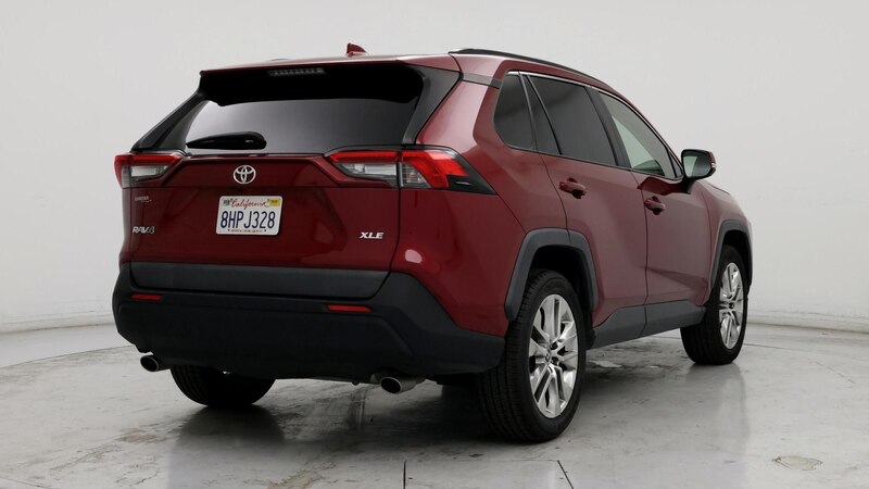 2019 Toyota RAV4 XLE Premium 8