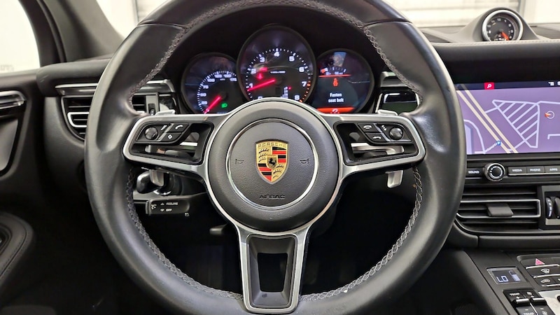 2021 Porsche Macan  10