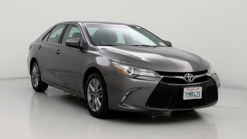 2017 Toyota Camry SE Hero Image