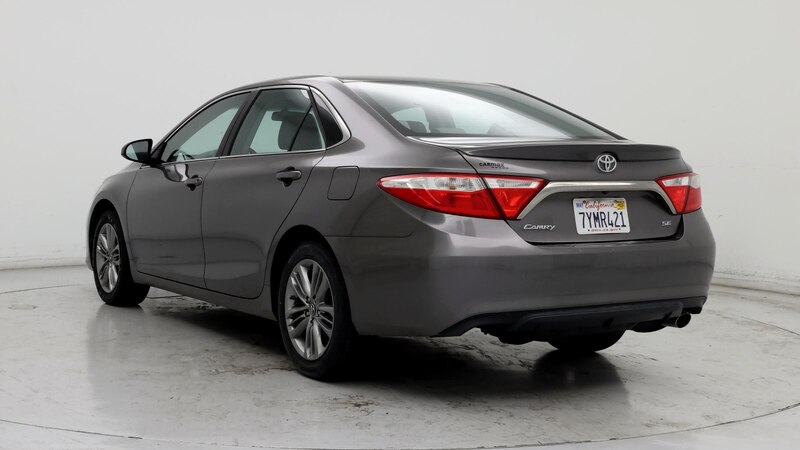 2017 Toyota Camry SE 2