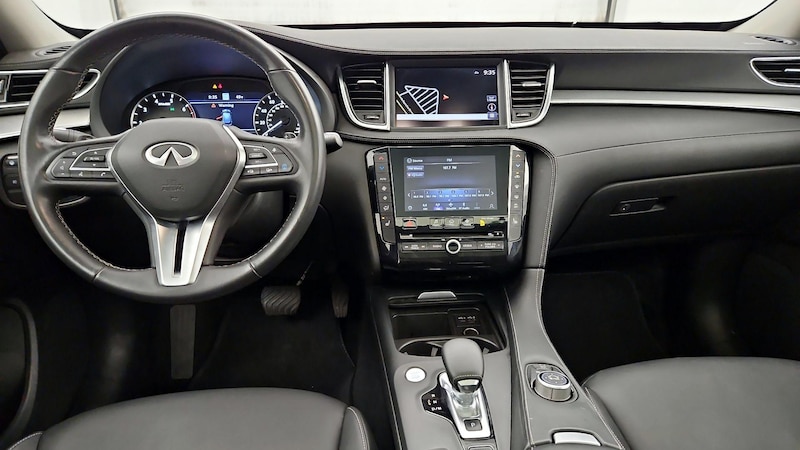 2021 INFINITI QX50 Essential 9