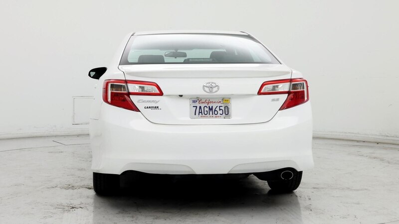 2014 Toyota Camry SE 6