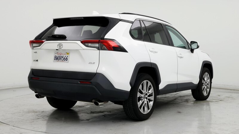 2020 Toyota RAV4 XLE Premium 8