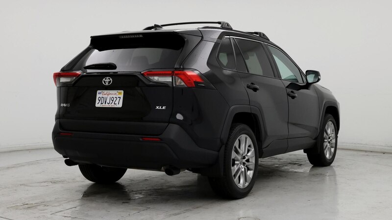 2022 Toyota RAV4 XLE Premium 8