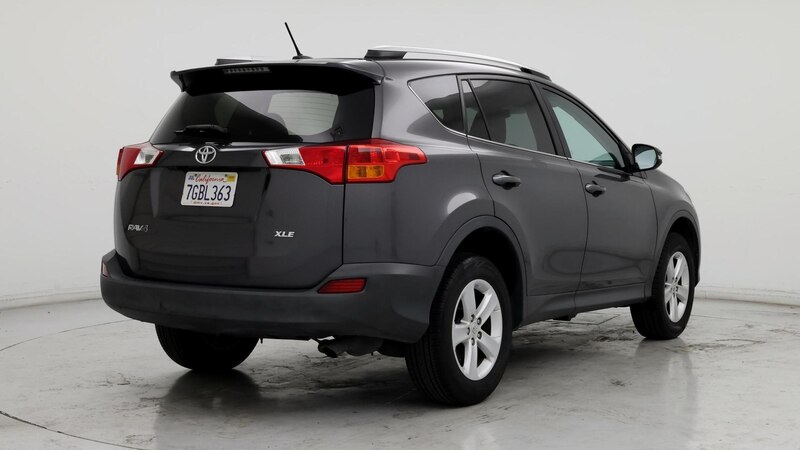 2014 Toyota RAV4 XLE 8