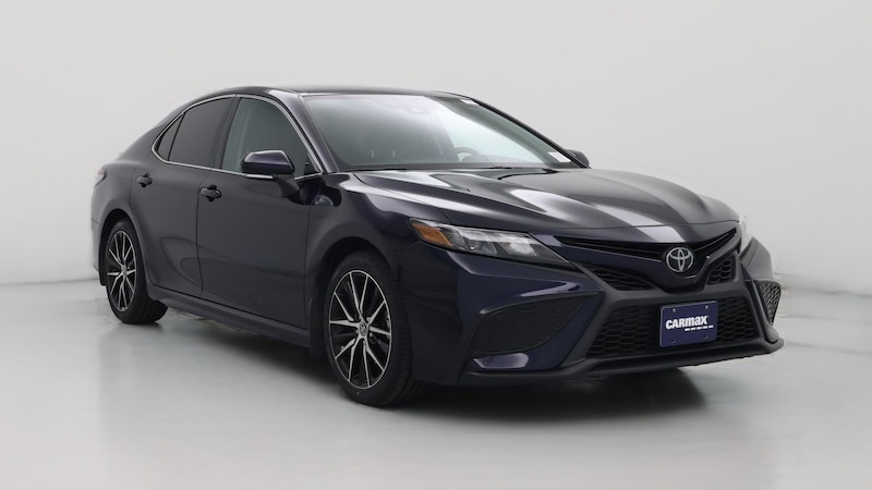 2022 Toyota Camry SE Hero Image