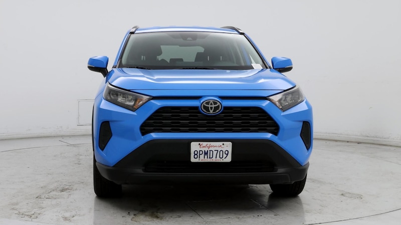 2020 Toyota RAV4 LE 5