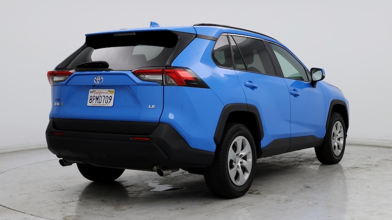 2020 Toyota RAV4 LE 8