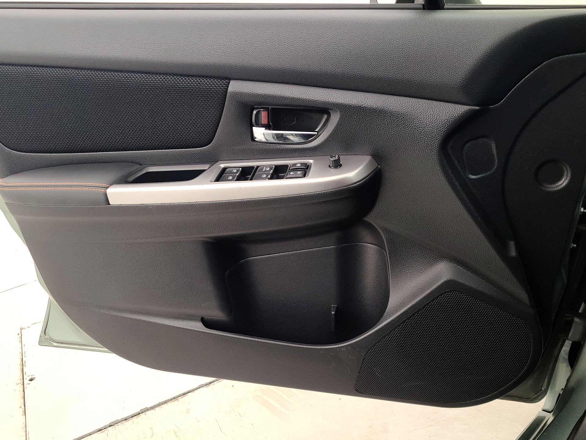 Thumbnail: 2016 Subaru XV Crosstrek - 12