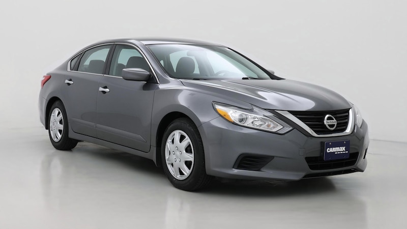 2017 Nissan Altima S Hero Image