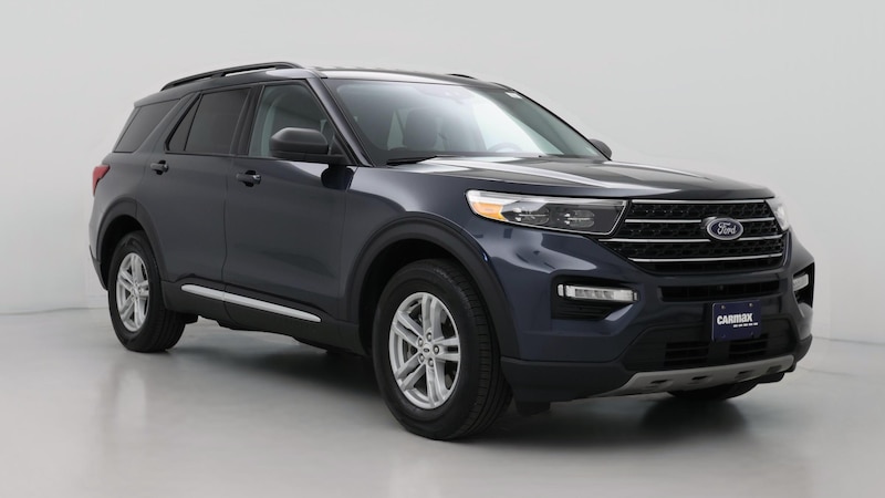 2023 Ford Explorer XLT Hero Image