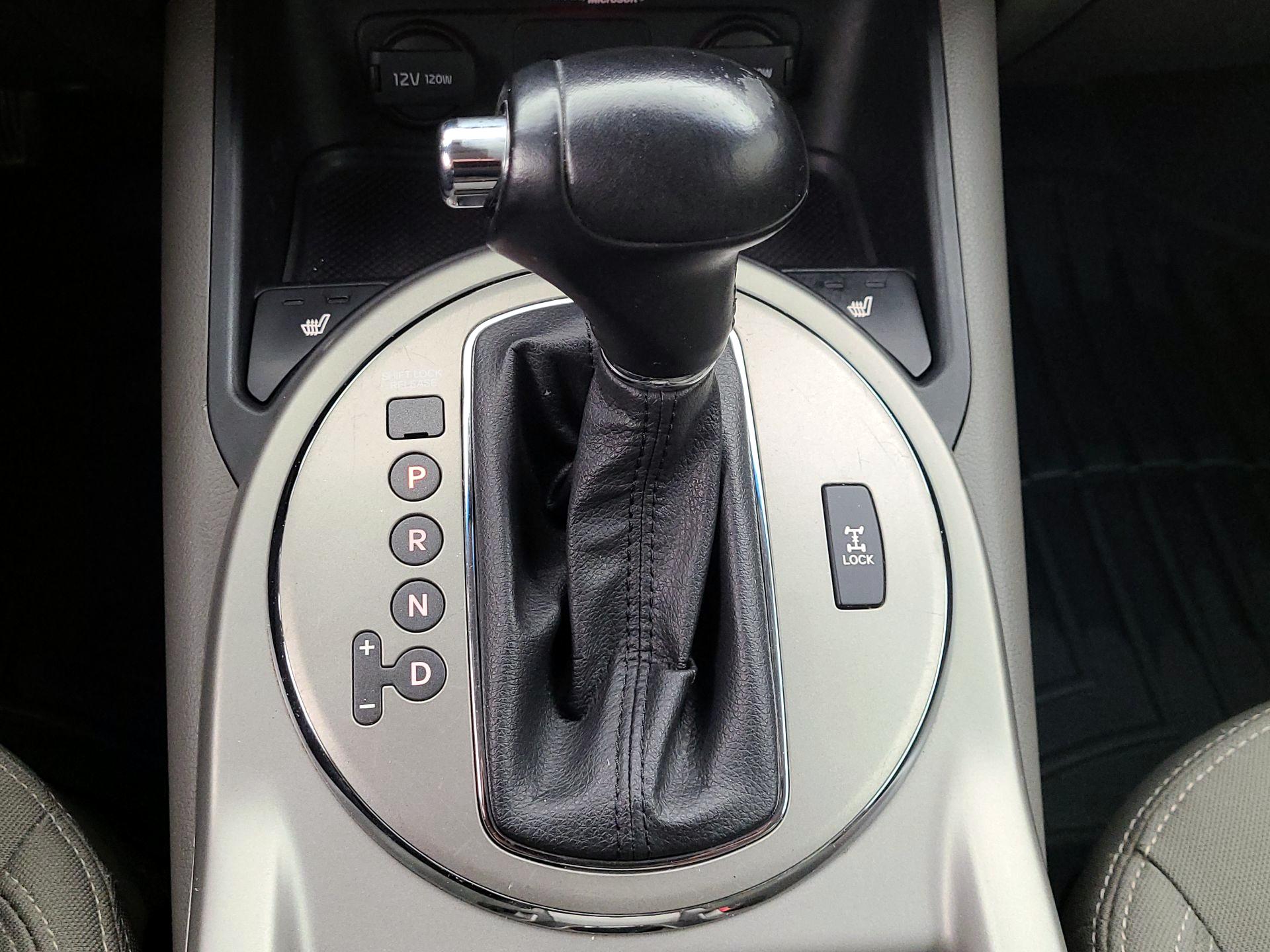Thumbnail: 2015 Kia Sportage - 17