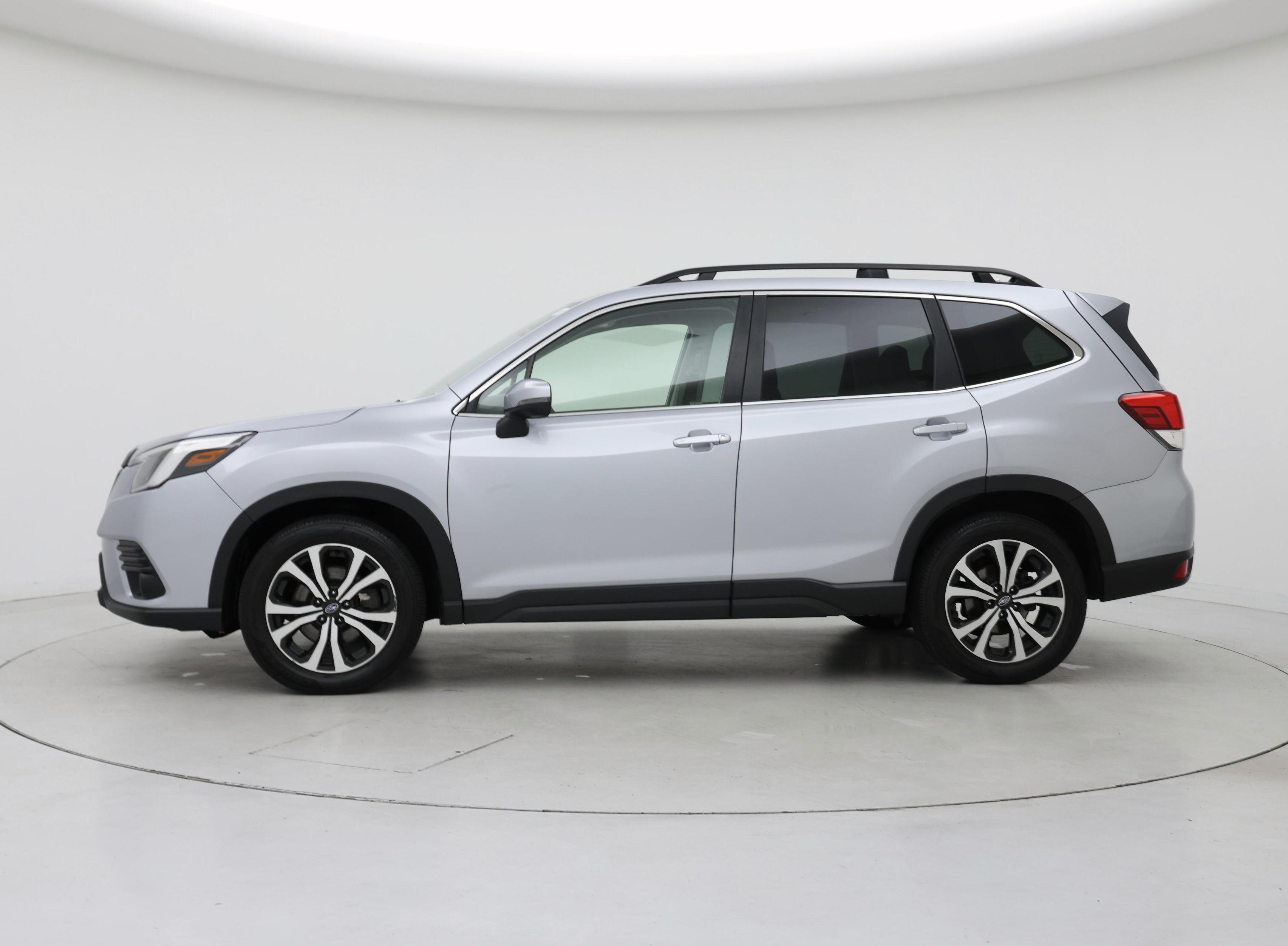 Thumbnail: 2022 Subaru Forester - 3