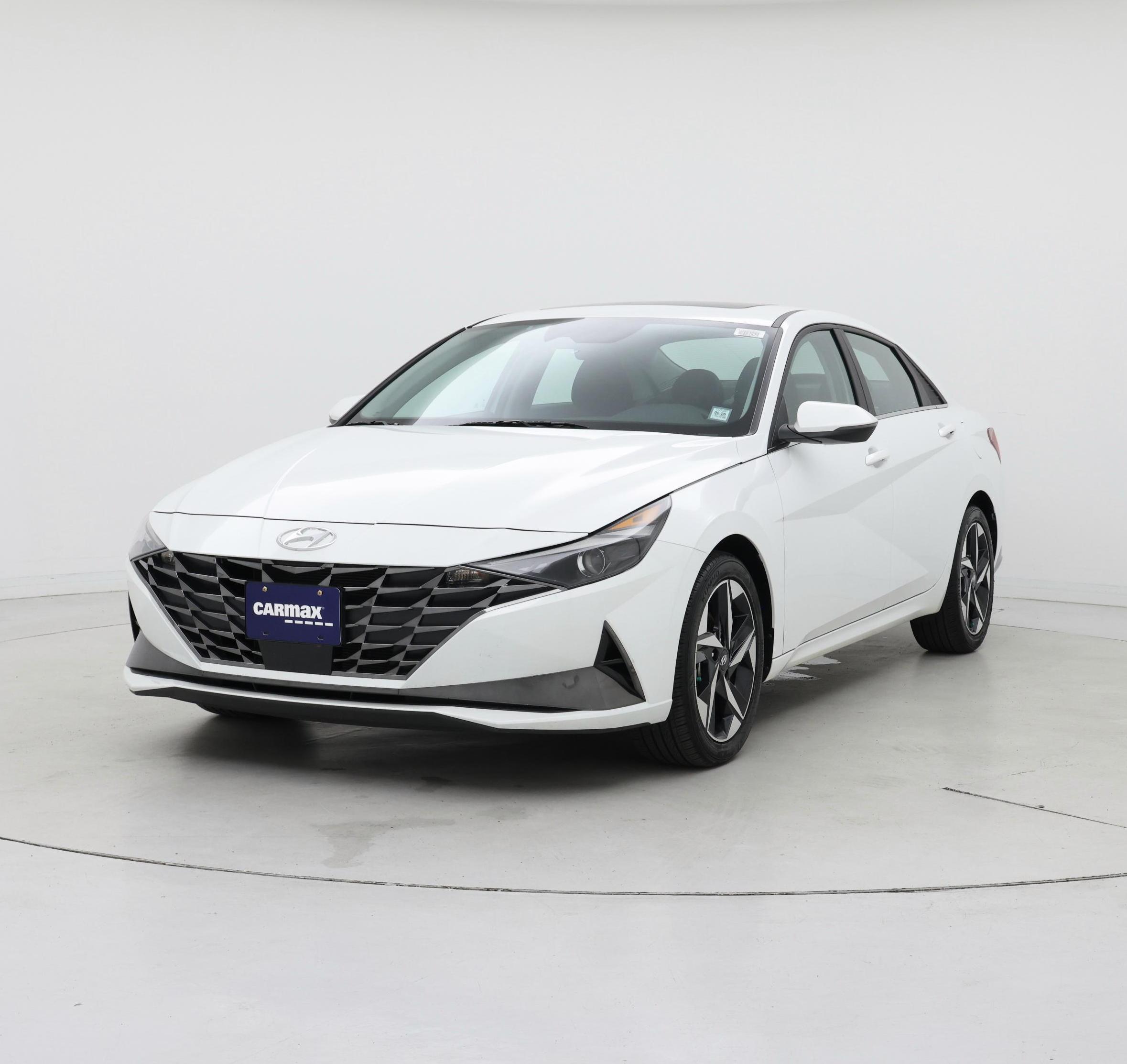 Thumbnail: 2022 Hyundai Elantra - 4