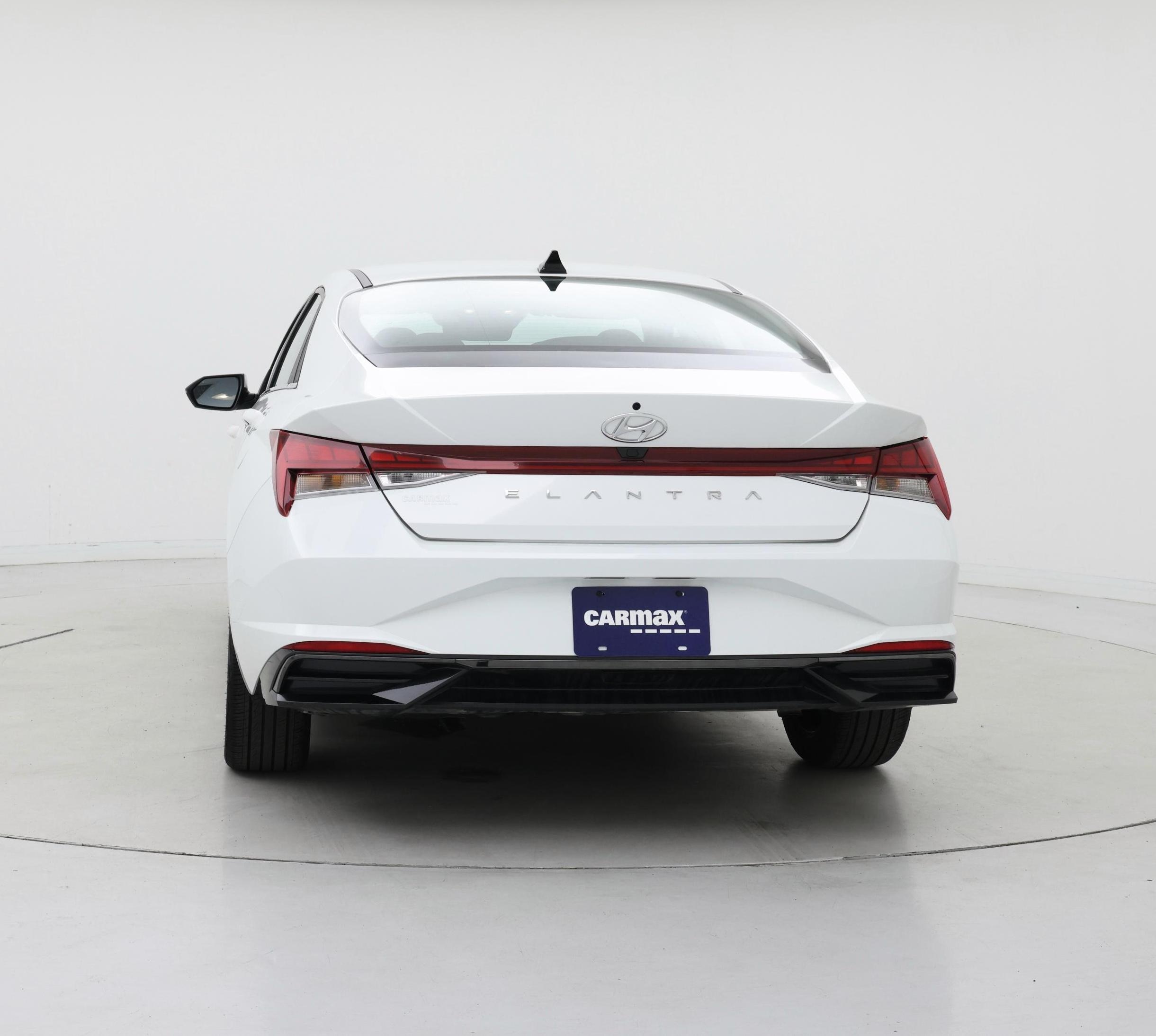 Thumbnail: 2022 Hyundai Elantra - 6