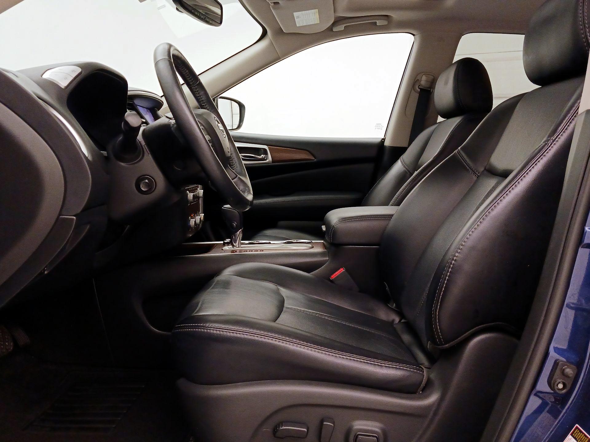 Thumbnail: 2018 Nissan Pathfinder - 11