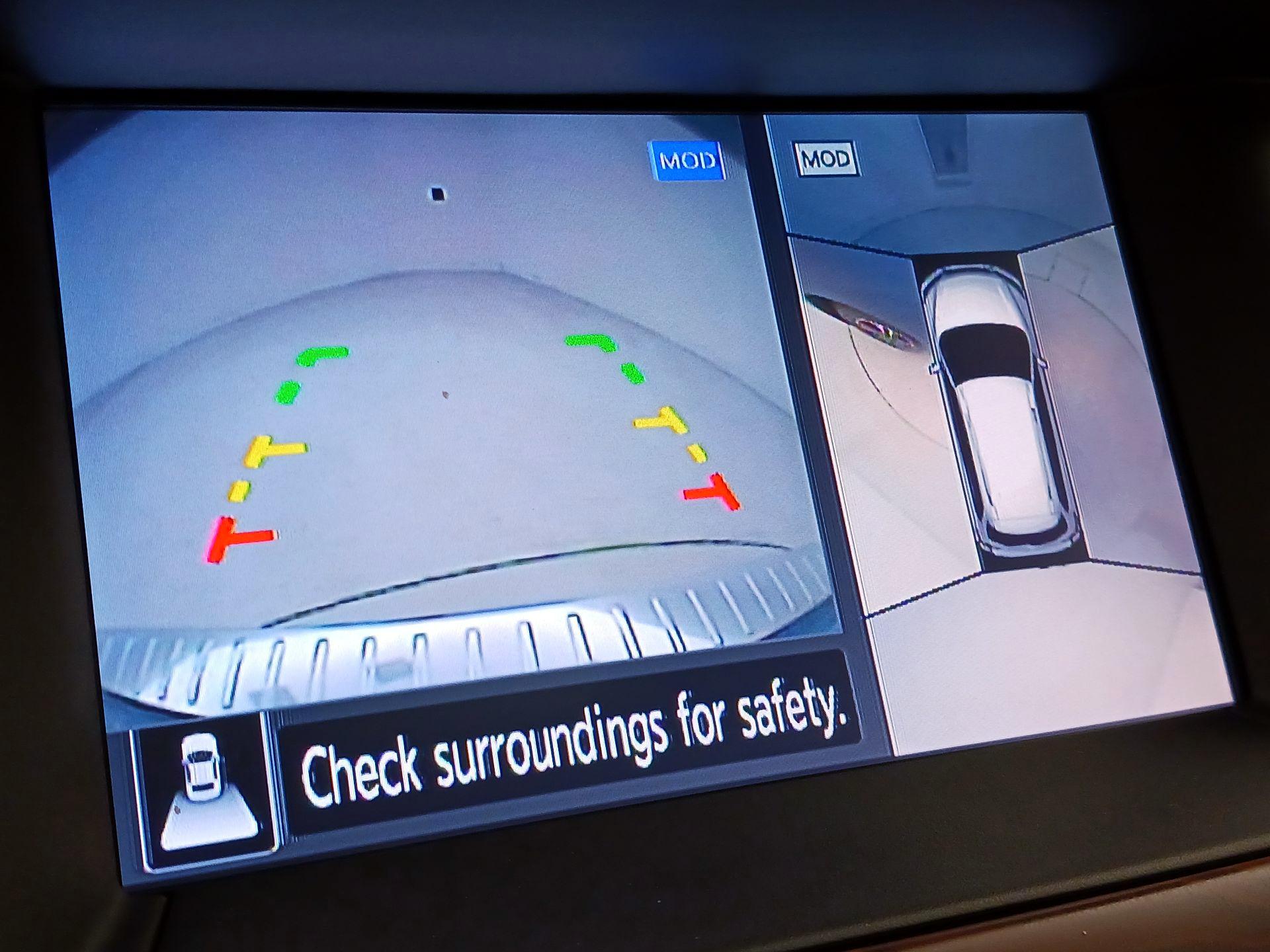 Thumbnail: 2018 Nissan Pathfinder - 15