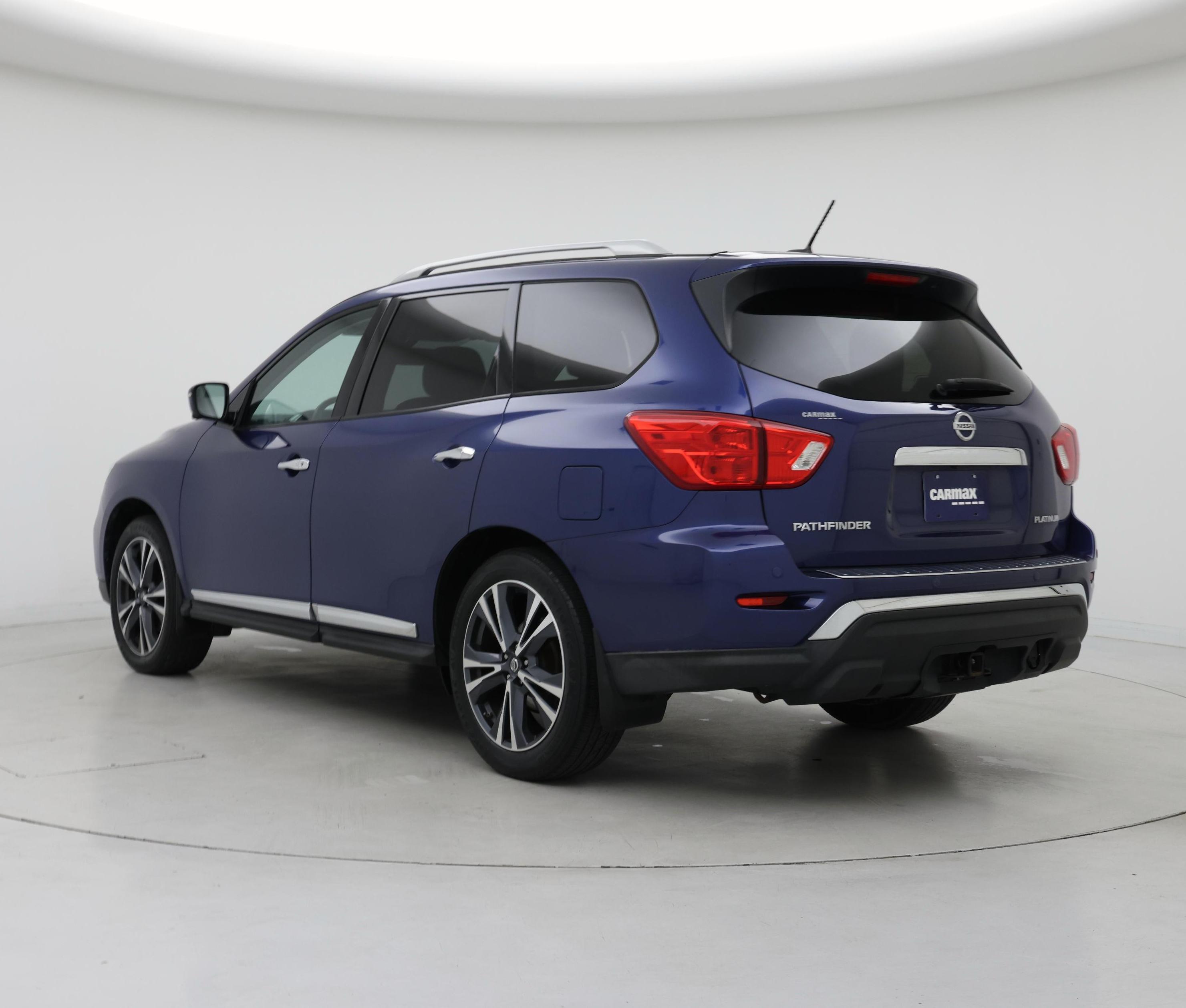 Thumbnail: 2018 Nissan Pathfinder - 2