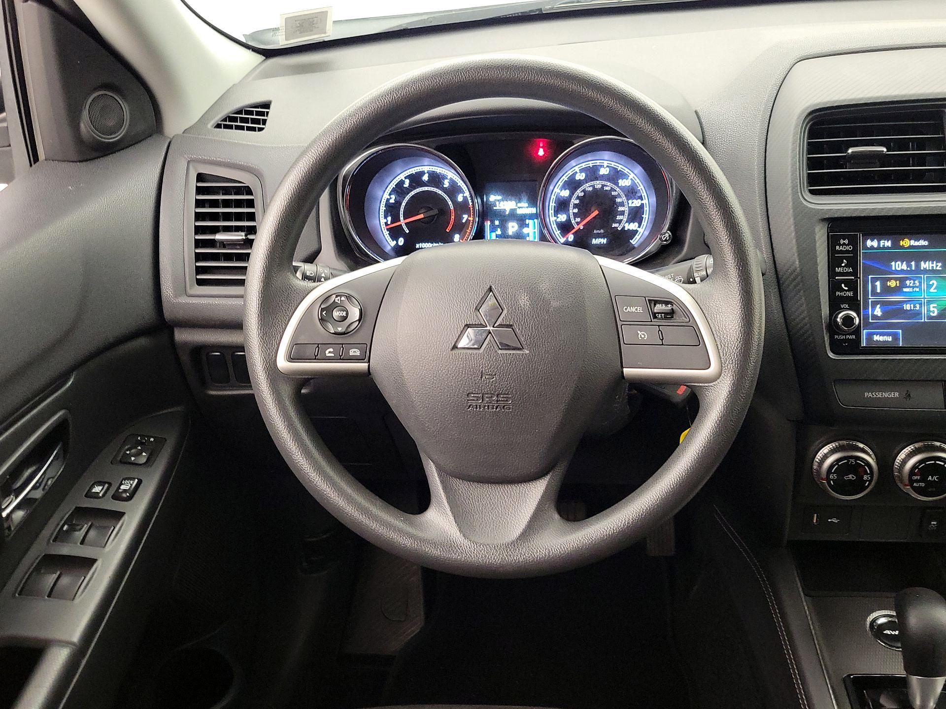 Thumbnail: 2020 Mitsubishi Outlander Sport - 10