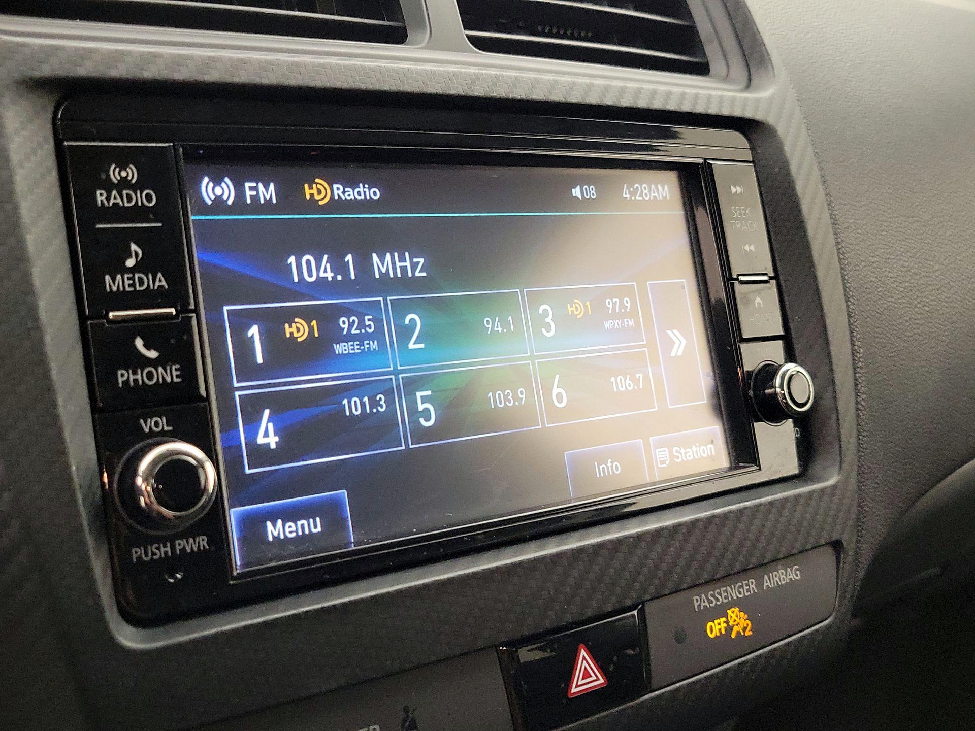 Thumbnail: 2020 Mitsubishi Outlander Sport - 14