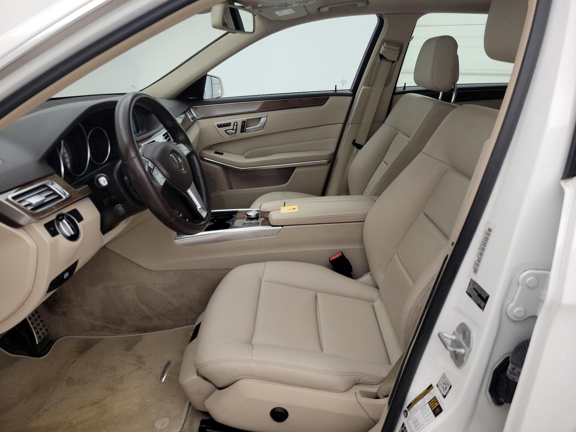 Thumbnail: 2014 Mercedes-Benz E-Class - 11