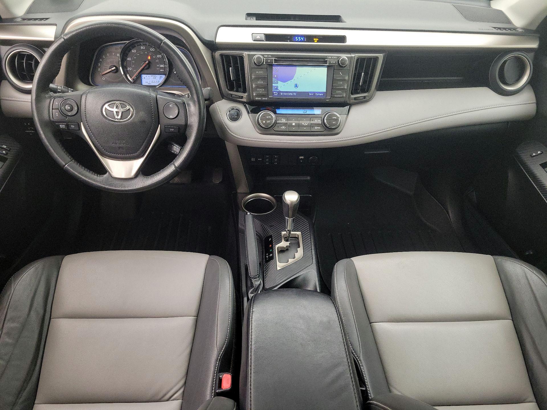 Thumbnail: 2013 Toyota RAV4 - 9