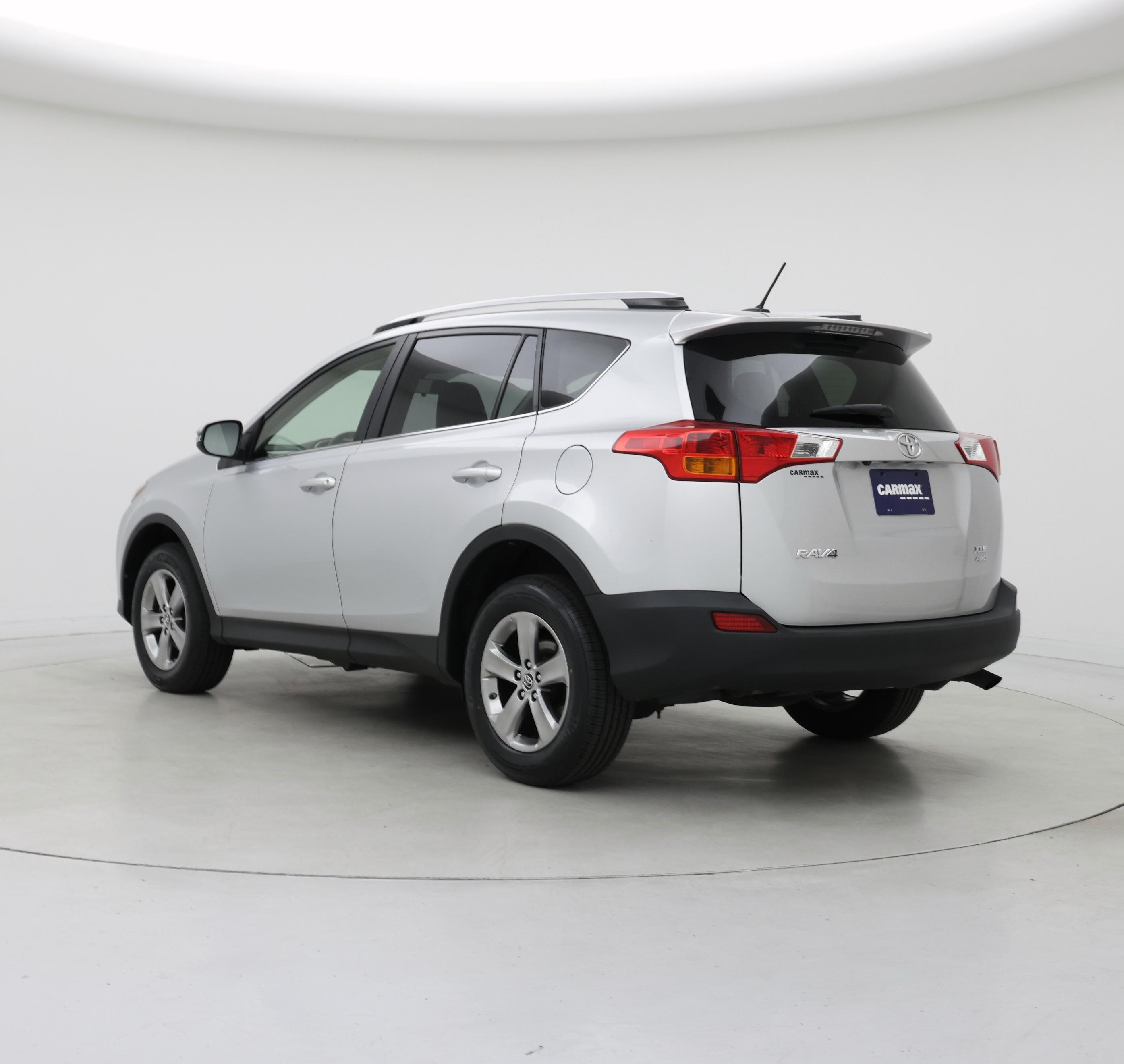 Thumbnail: 2015 Toyota RAV4 - 2