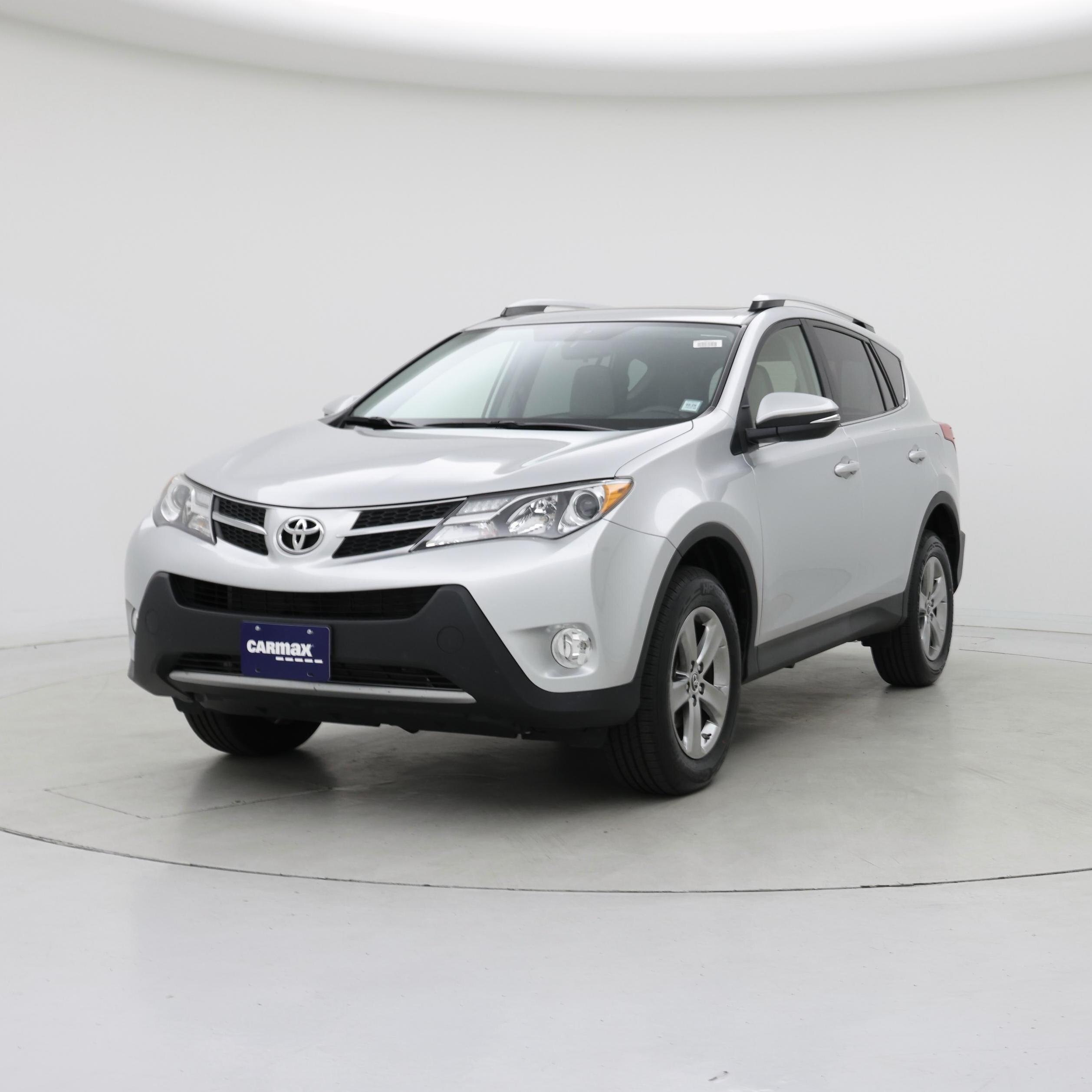Thumbnail: 2015 Toyota RAV4 - 4