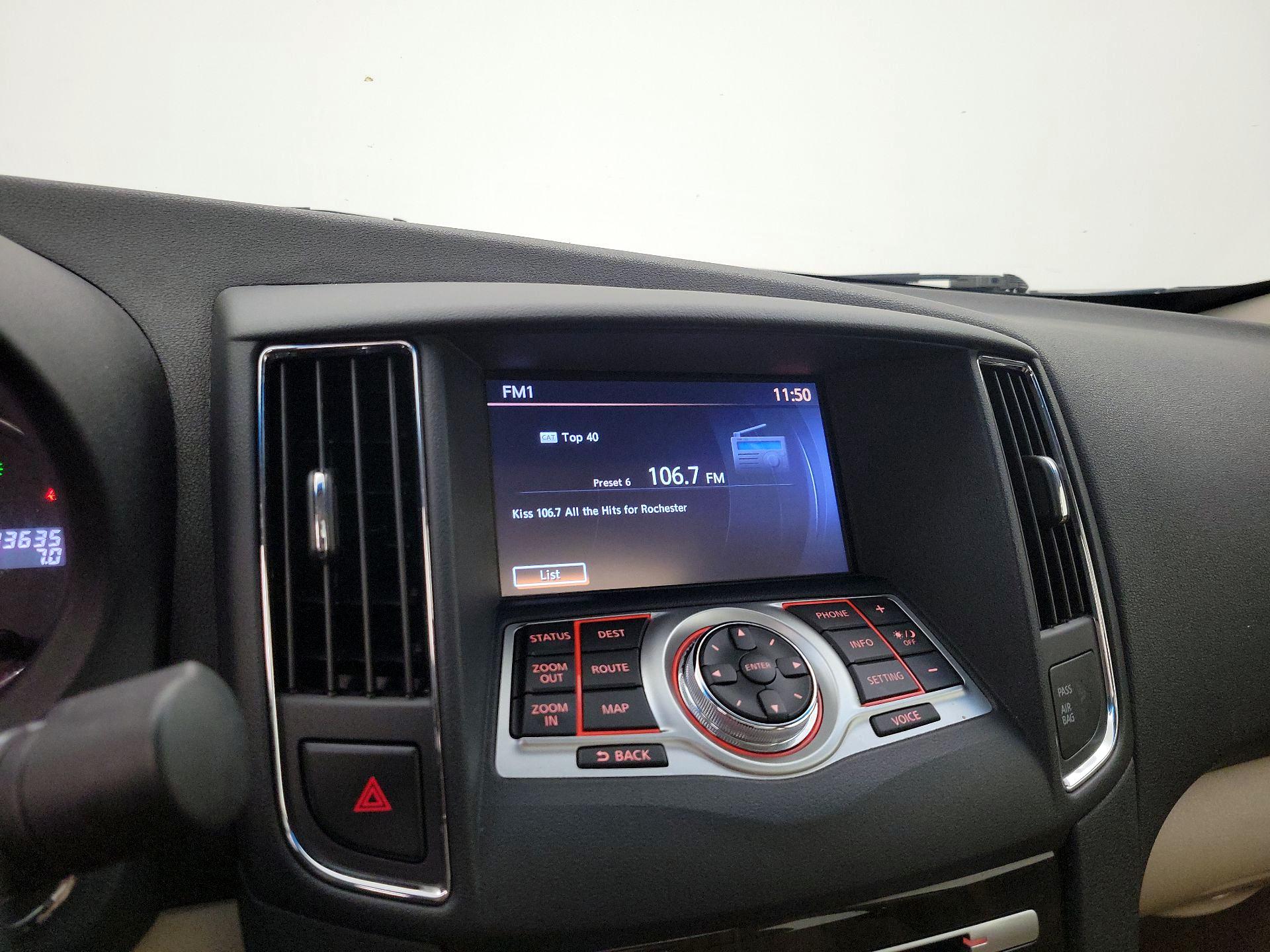 Thumbnail: 2014 Nissan Maxima - 16