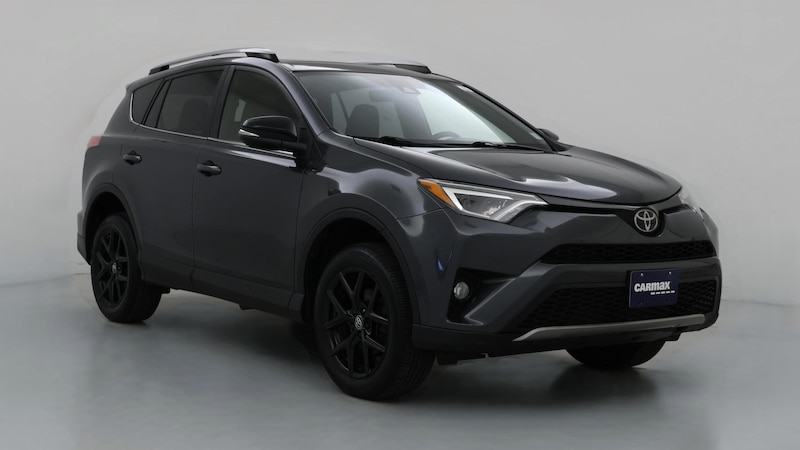 2018 Toyota RAV4 SE Hero Image