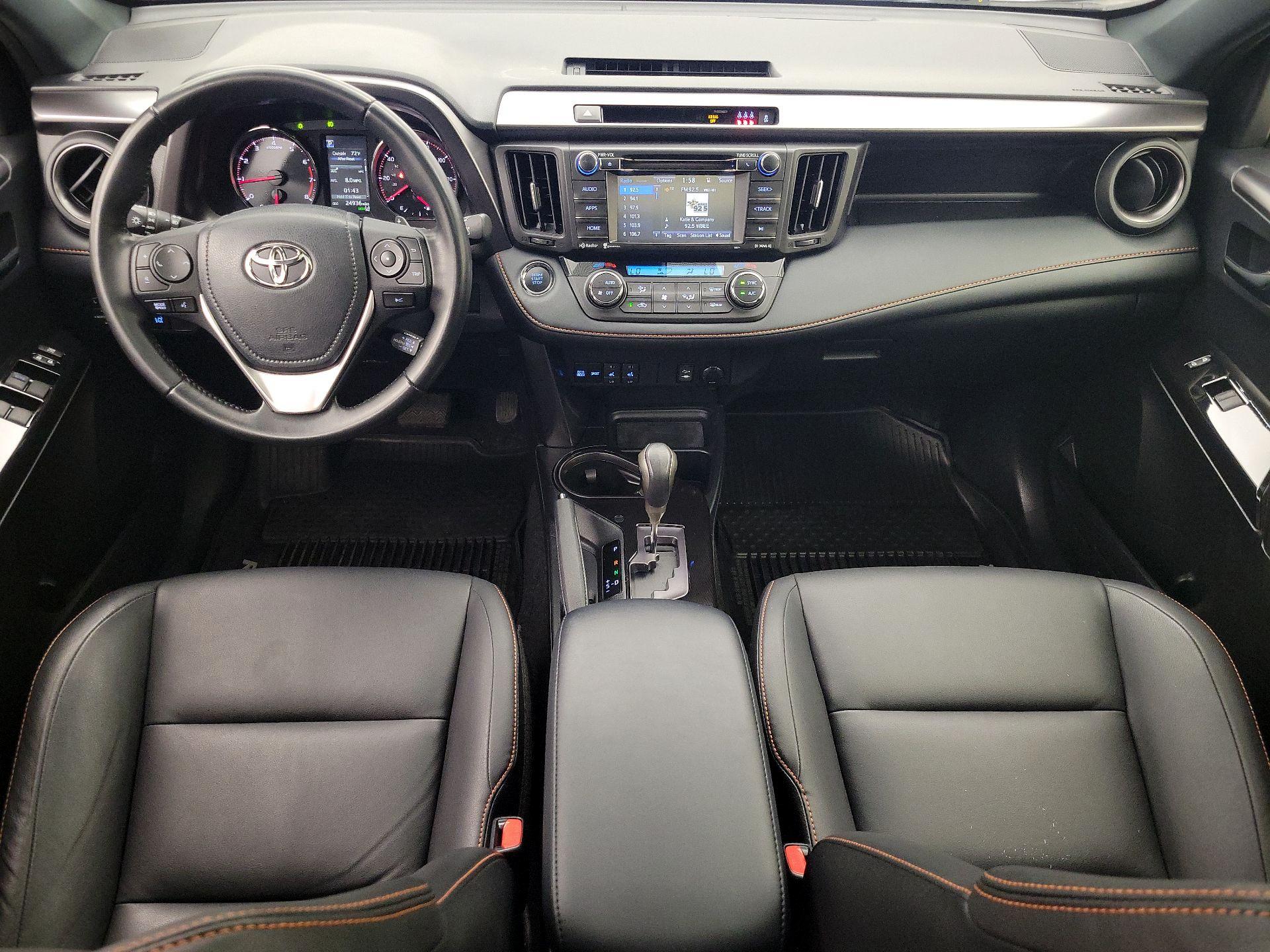 Thumbnail: 2018 Toyota RAV4 - 9