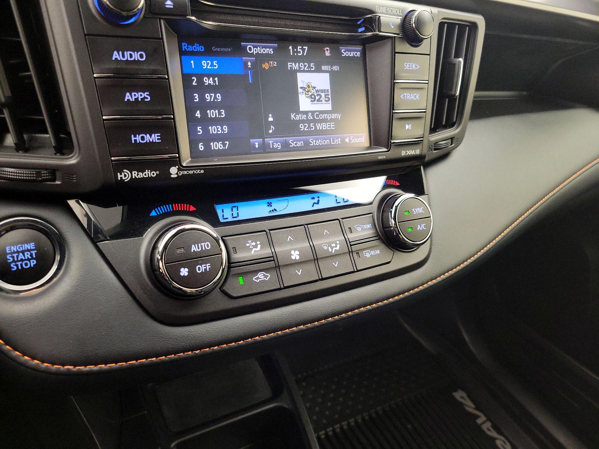 Thumbnail: 2018 Toyota RAV4 - 16