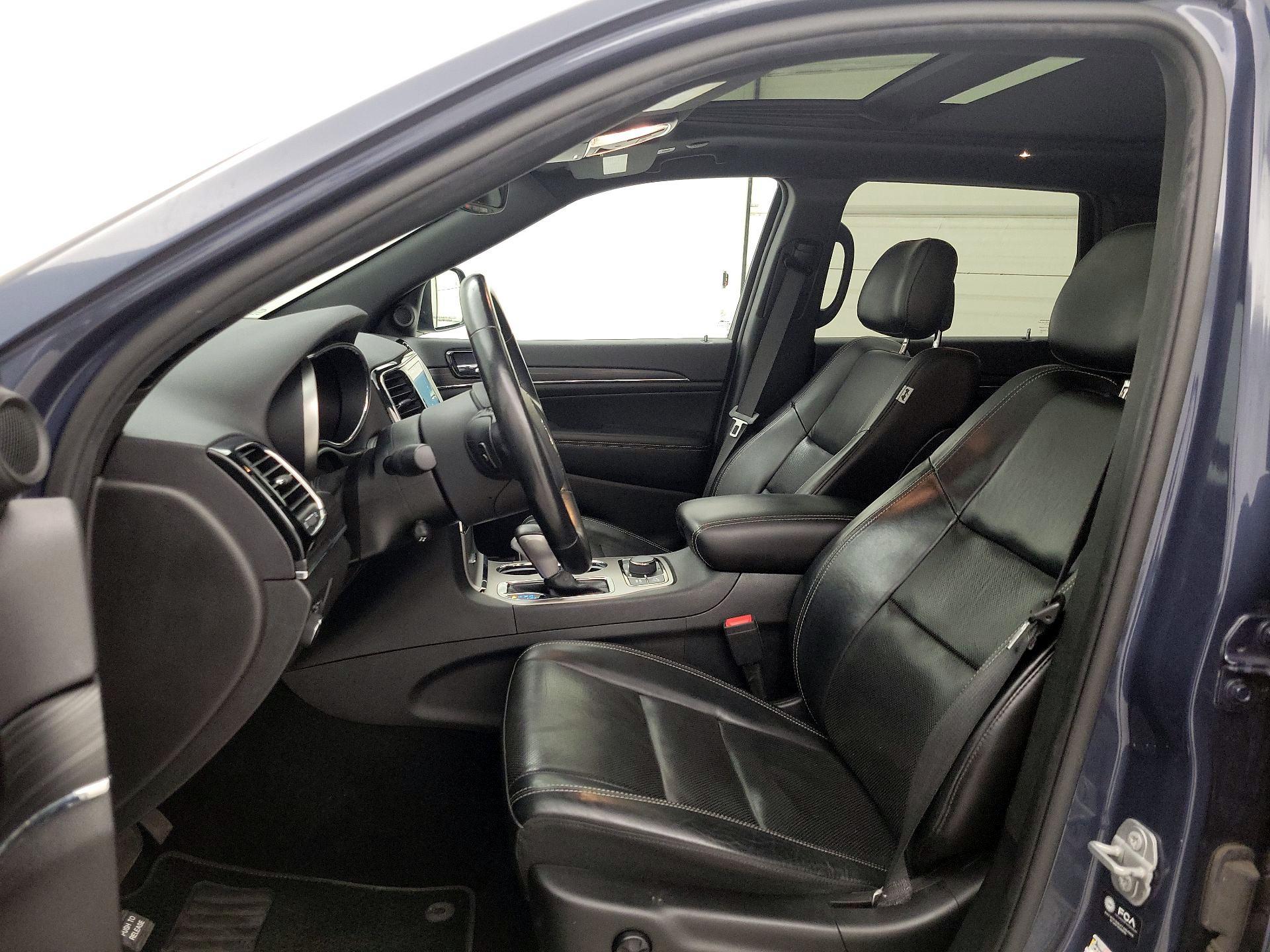 Thumbnail: 2021 Jeep Grand Cherokee - 11