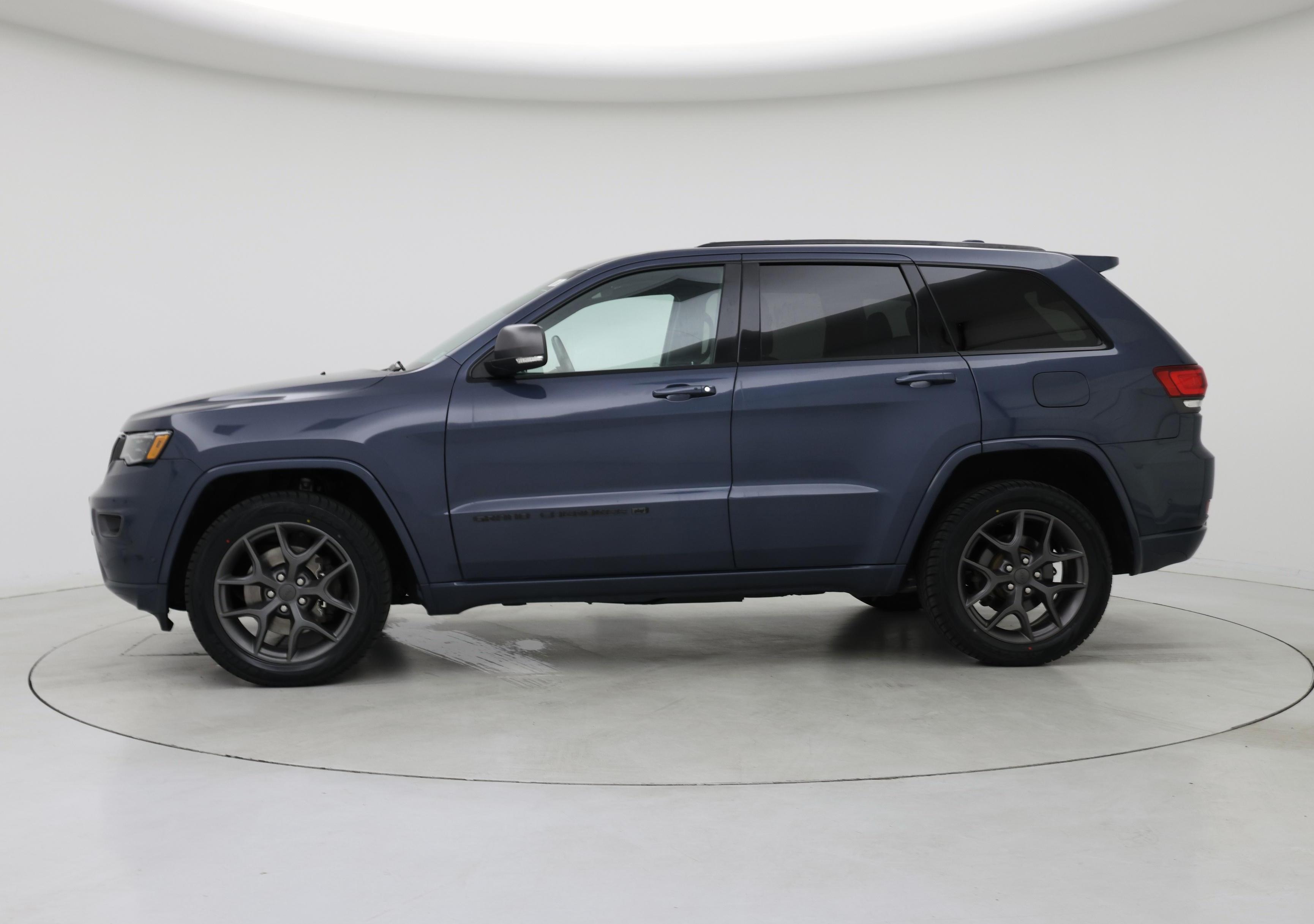 Thumbnail: 2021 Jeep Grand Cherokee - 3