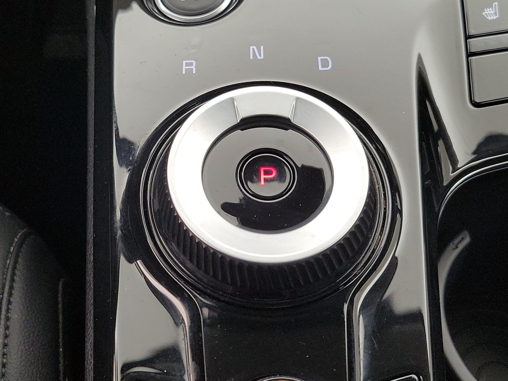 Thumbnail: 2023 Kia Sportage - 18