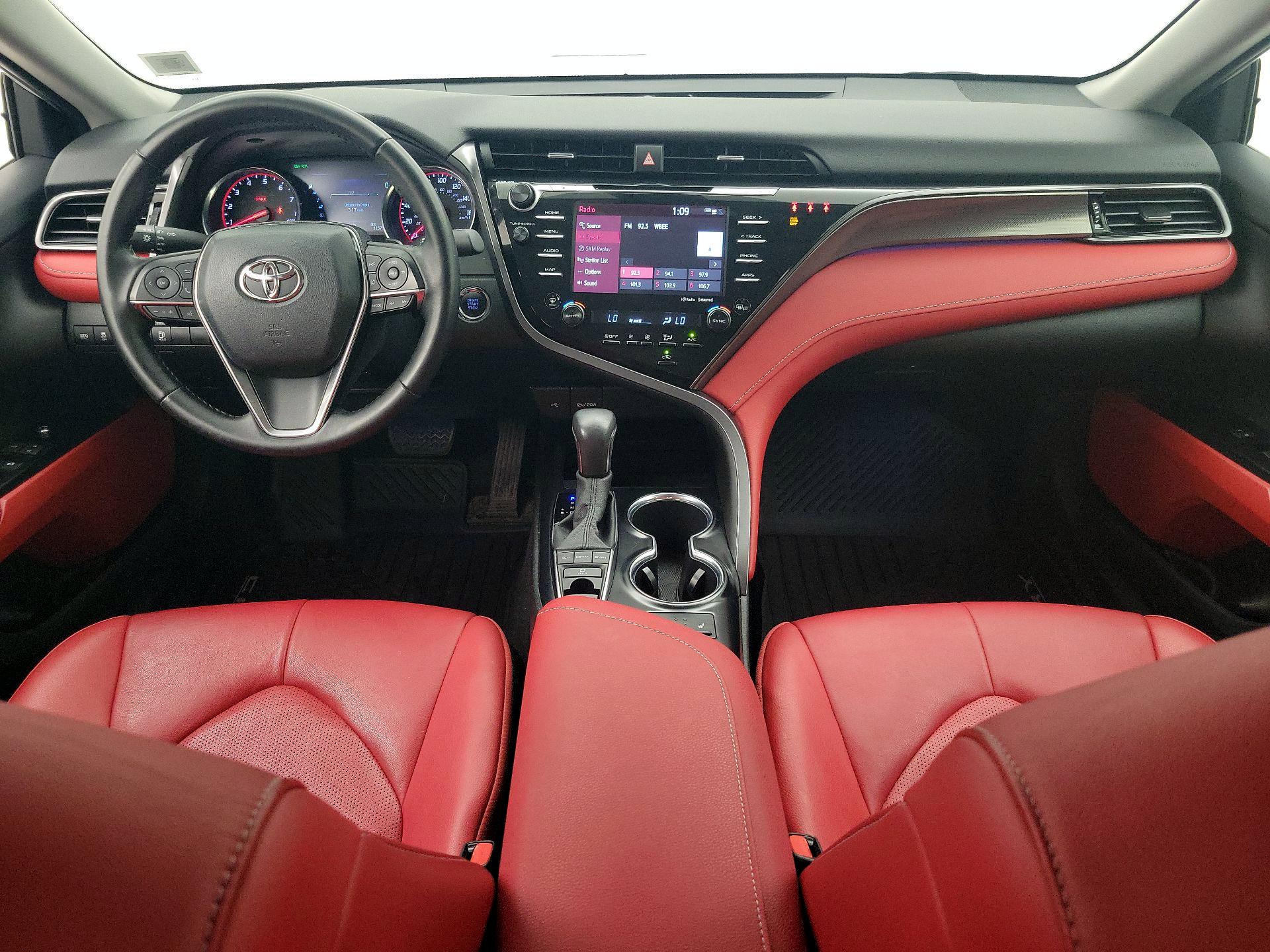 Thumbnail: 2020 Toyota Camry - 9