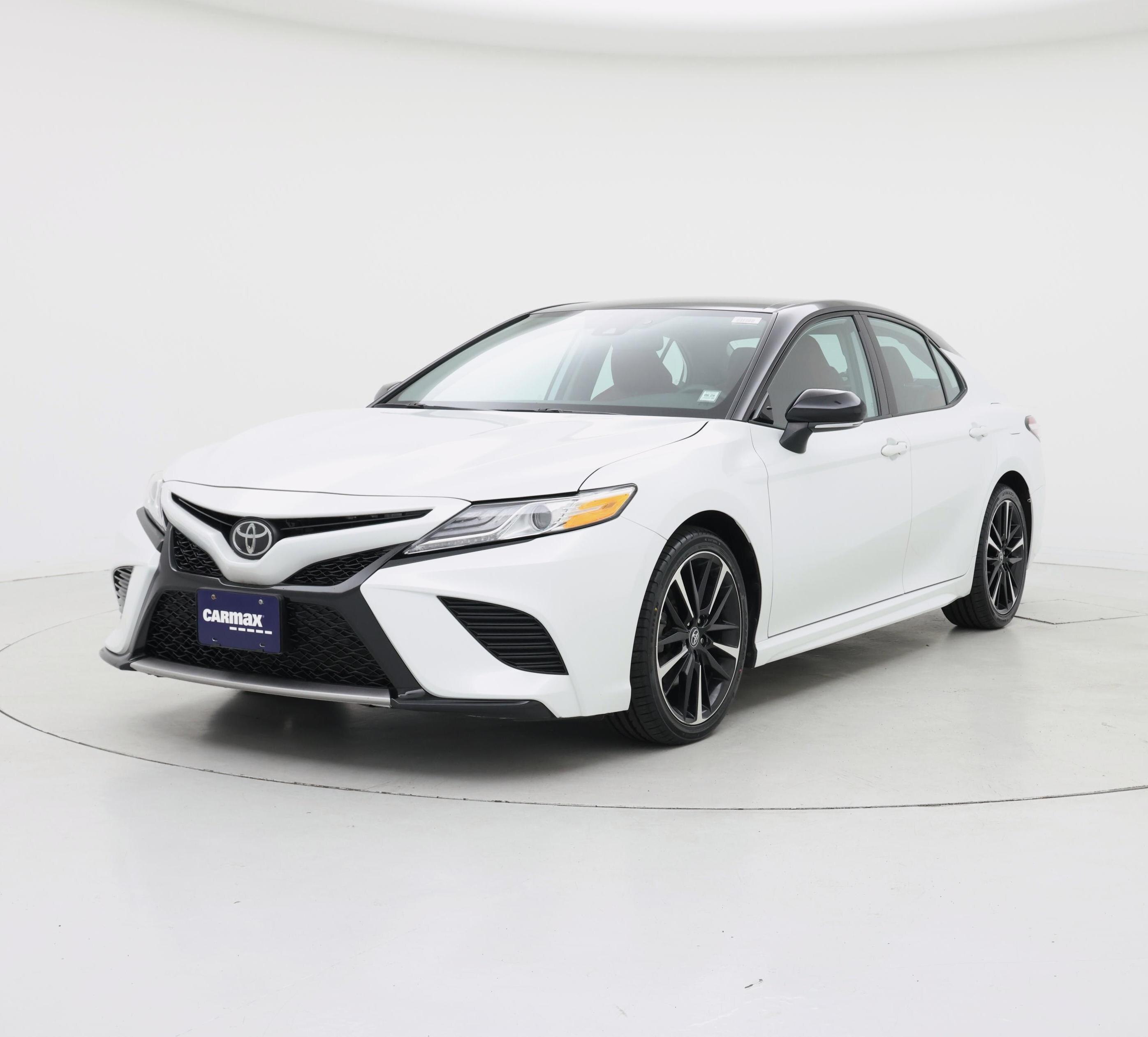 Thumbnail: 2020 Toyota Camry - 4
