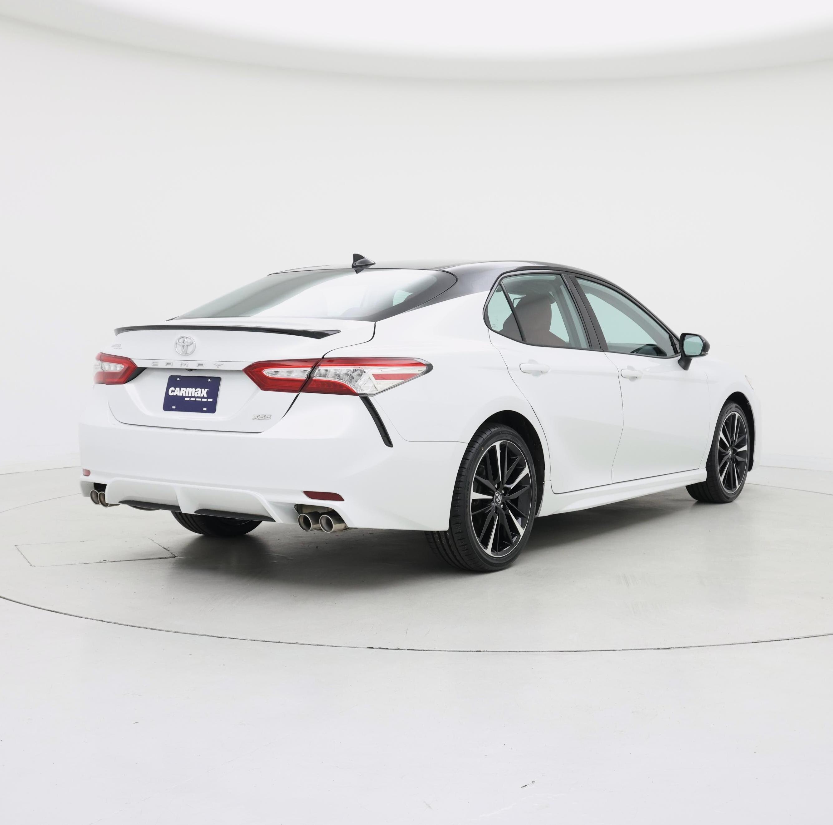 Thumbnail: 2020 Toyota Camry - 8