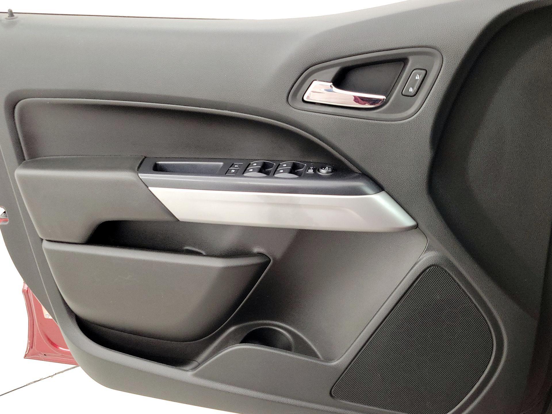Thumbnail: 2020 Chevrolet Colorado - 12