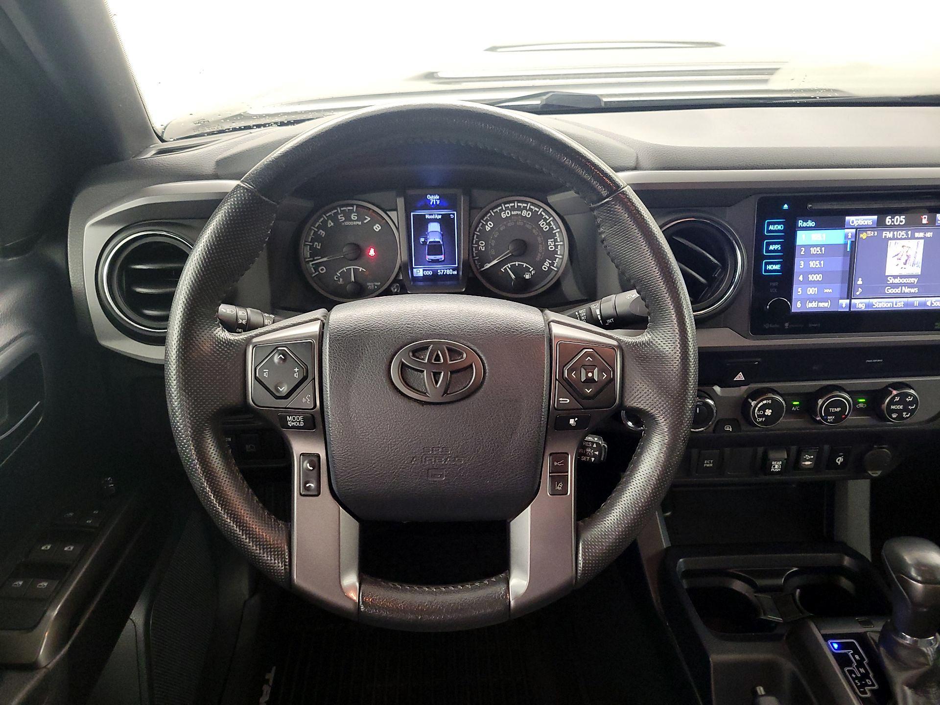 Thumbnail: 2019 Toyota Tacoma - 10