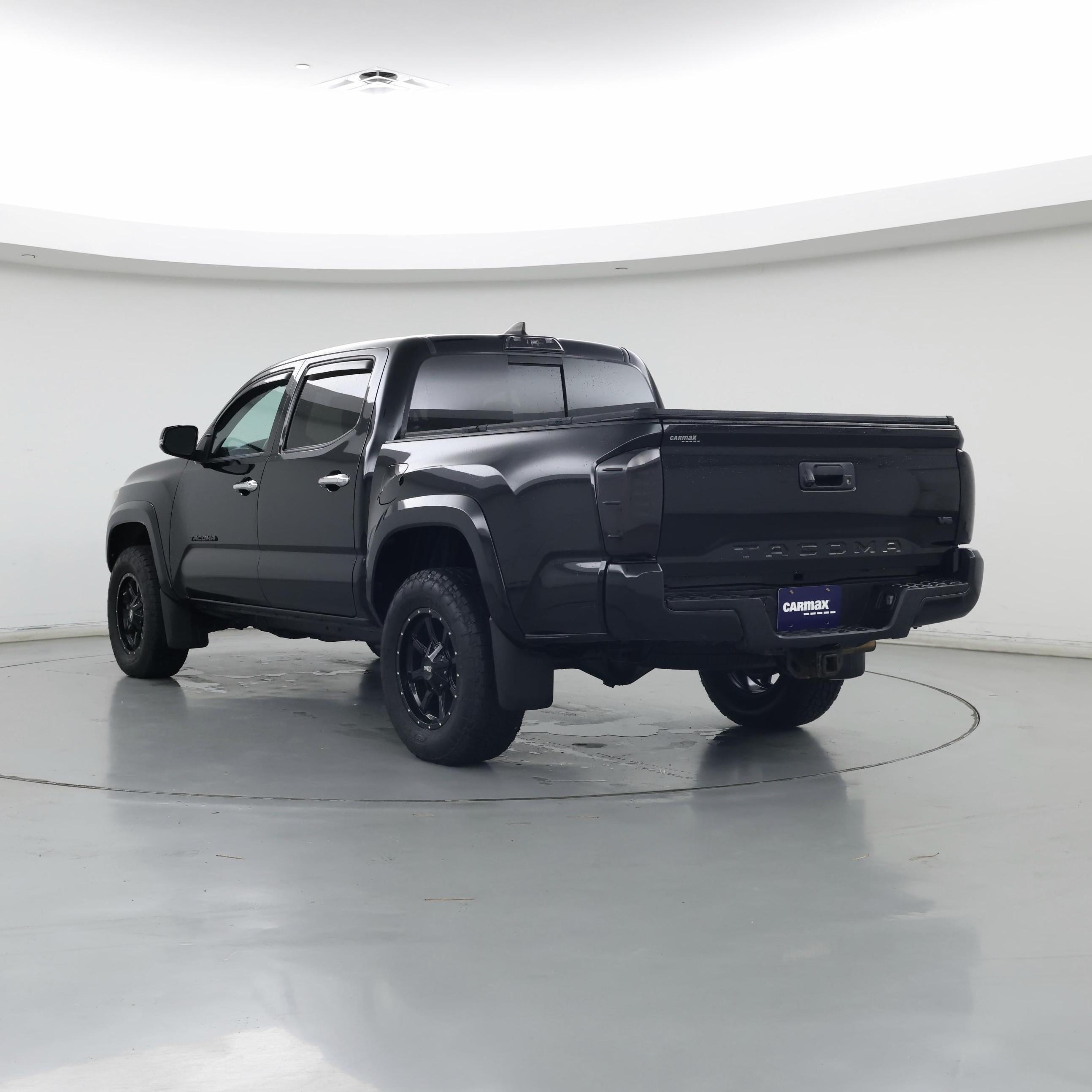 Thumbnail: 2019 Toyota Tacoma - 2
