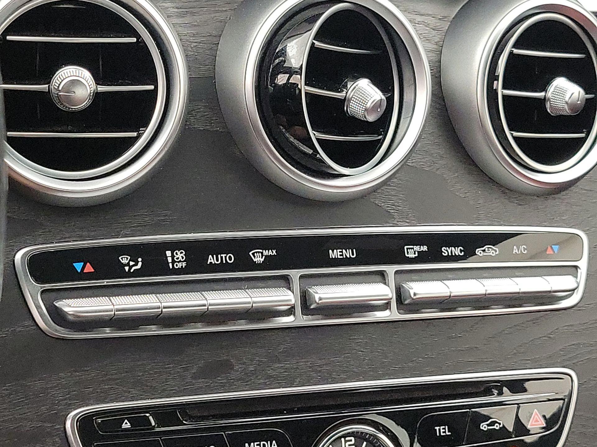 Thumbnail: 2016 Mercedes-Benz C-Class - 16