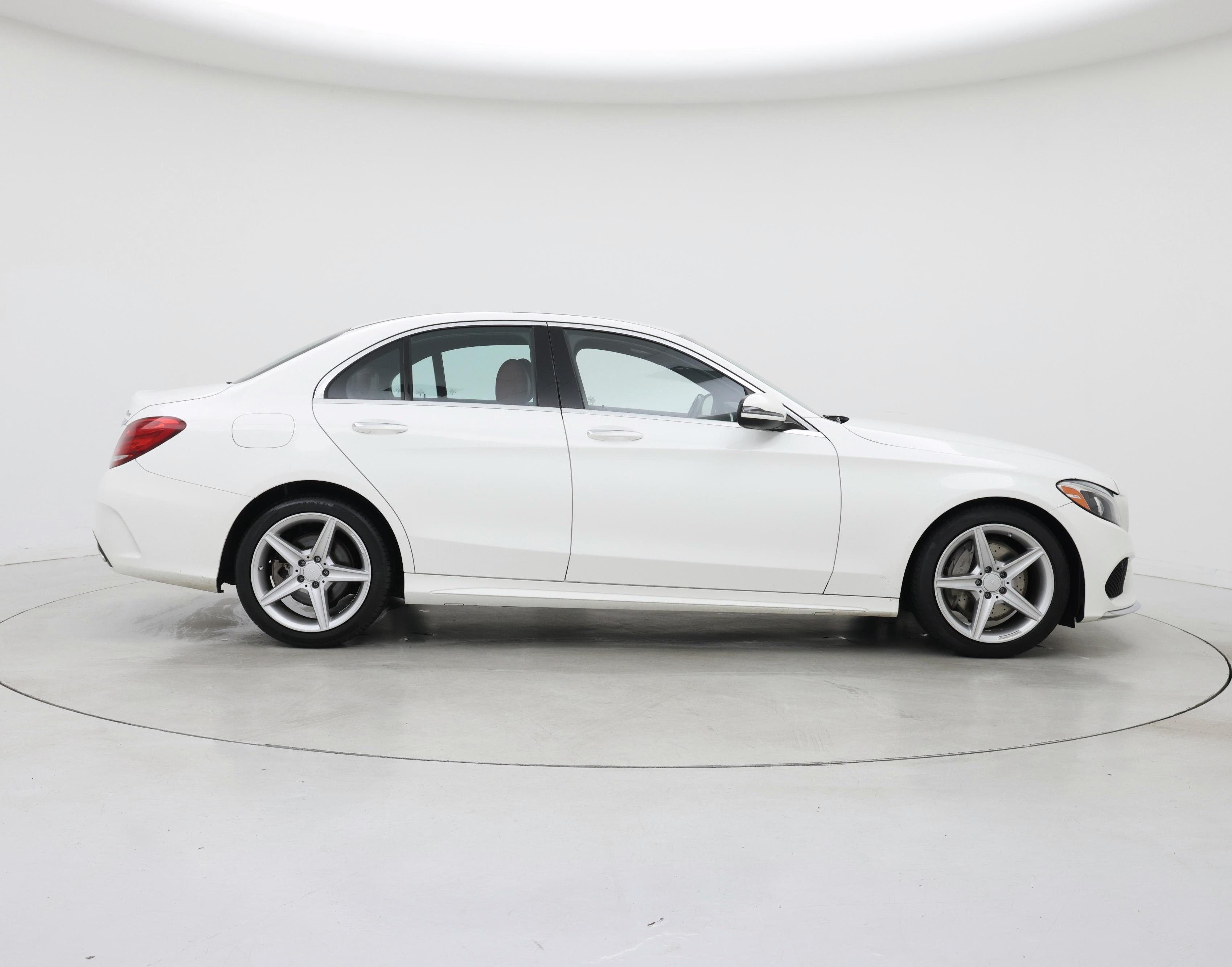 Thumbnail: 2016 Mercedes-Benz C-Class - 7